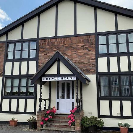 A Charming, Spacious 2 Bedroom Apartment In Lytham Lytham St Annes Exterior foto