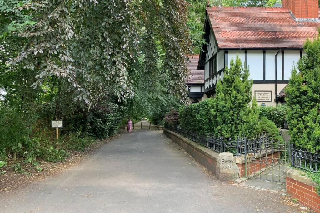 A Charming, Spacious 2 Bedroom Apartment In Lytham Lytham St Annes Exterior foto